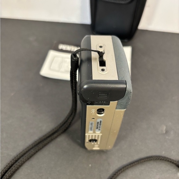 Pentax PC-330 Vintage 35mm Film Camera Point & Shoot w/ Case & Manual Retro Y2K - Picture 9 of 9